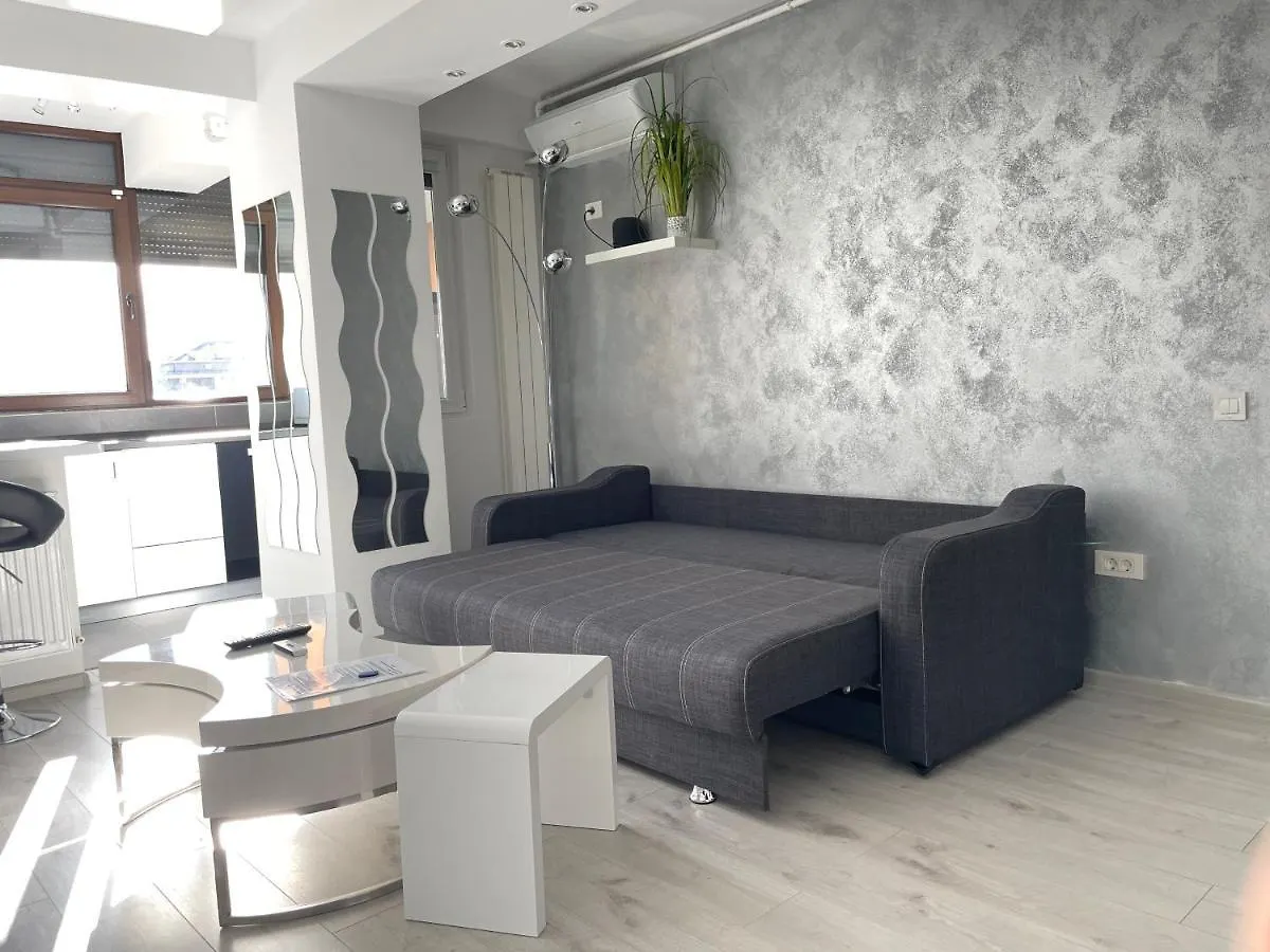 Luxury Two Room Apartment Residence Militari M3 Bucureşti