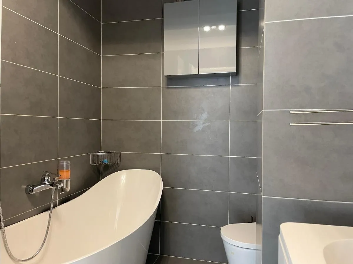 Luxury Two Room Apartment Residence Militari M3 Bucureşti 0*,  România