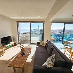 vizitați hotelul