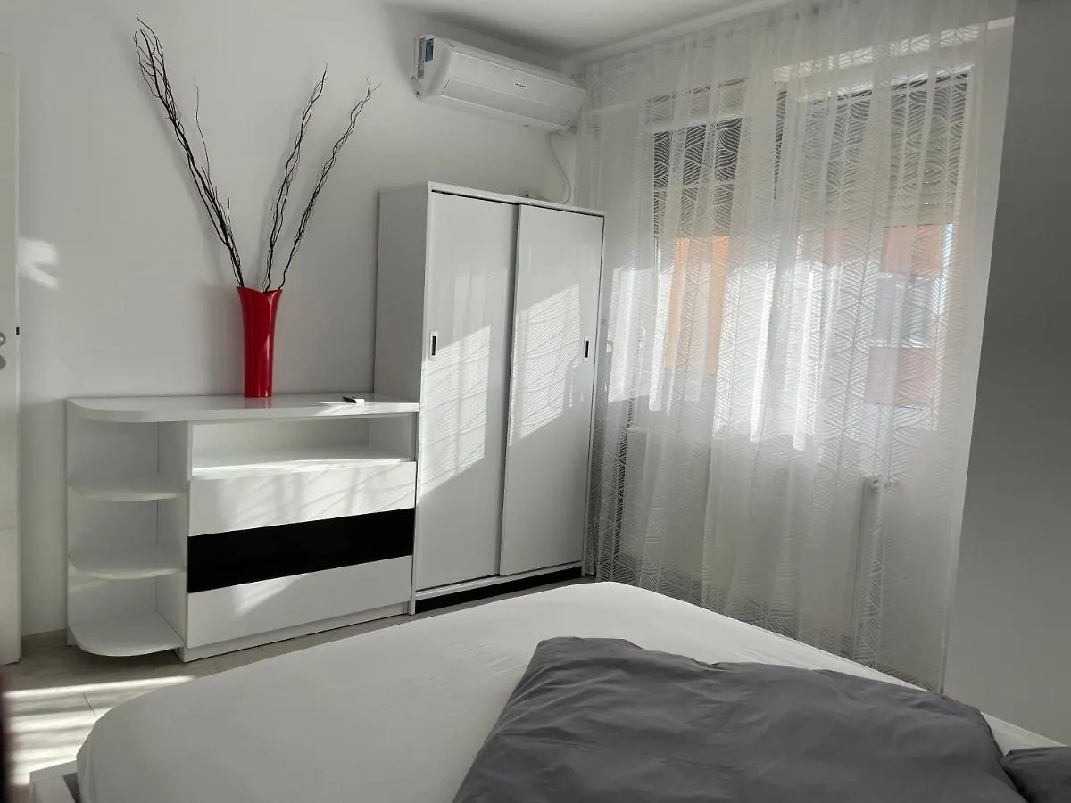 Luxury Two Room Apartment Residence Militari M3 بوخارست رومانيا