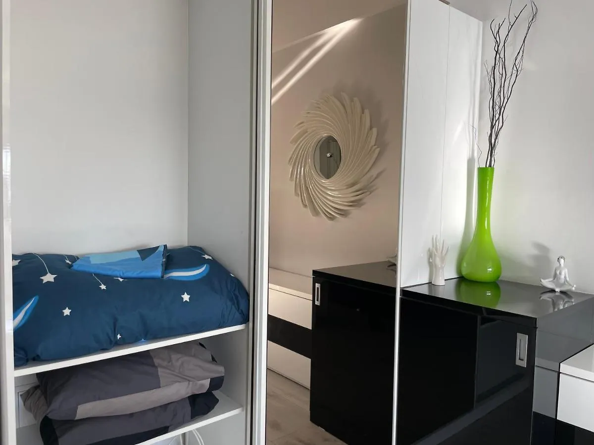 Luxury Two Room Apartment Residence Militari M3 بوخارست