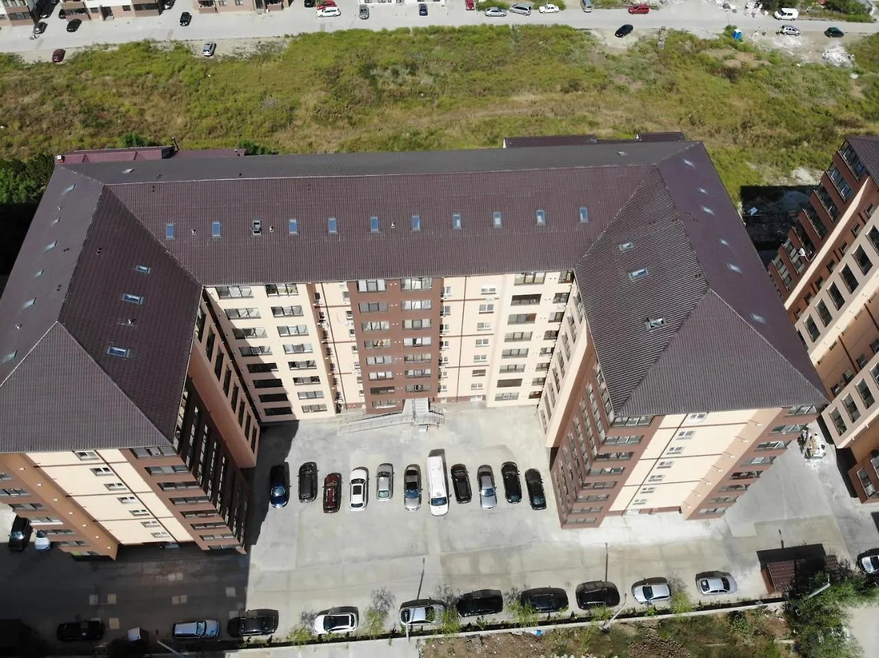 Luxury Two Room Apartment Residence Militari M3 بوخارست